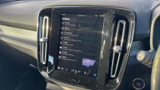 Volvo XC40 2.0 B3P Plus Dark 5dr Auto Petrol Estate